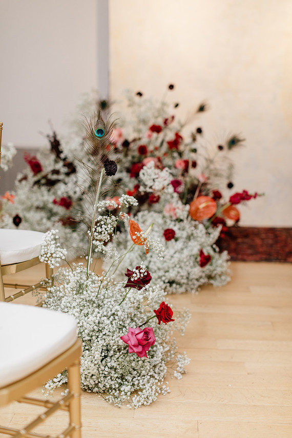 modern winter art gallery wedding in Philadelphia