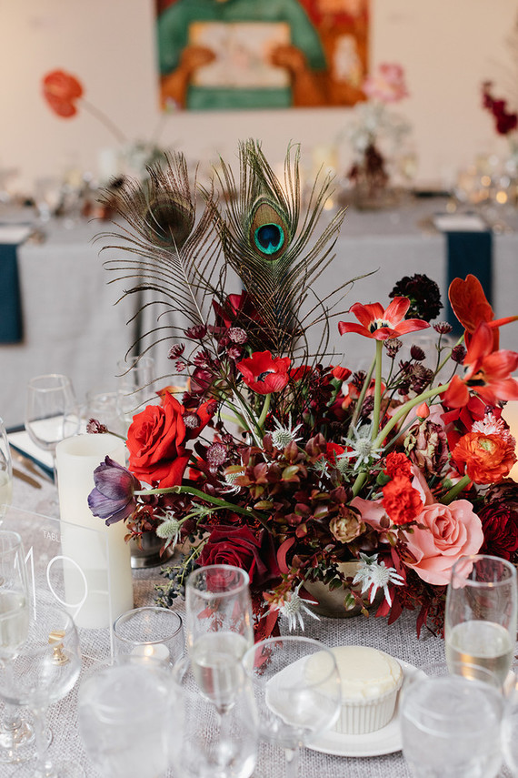 modern winter art gallery wedding in Philadelphia Inspiration