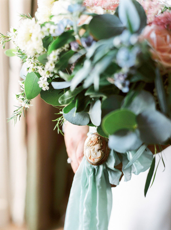 This Scottish wedding in an Irish Castle makes tartan look extra chic