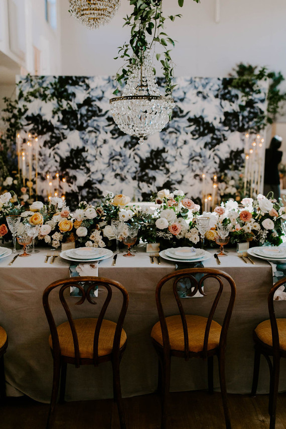 Floral wallpaper
