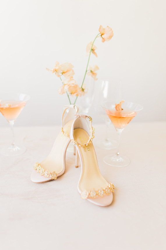 The blushiest bridal editorial and tablescape for spring Inspiration