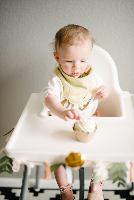 How to host and plan a sweet thoughtful pastel birthday party at home for twins