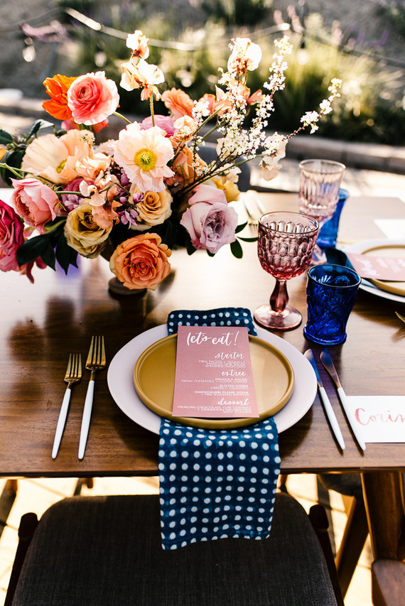 Colorful spring floral wedding in Southern California at Oakridge Farmhouse