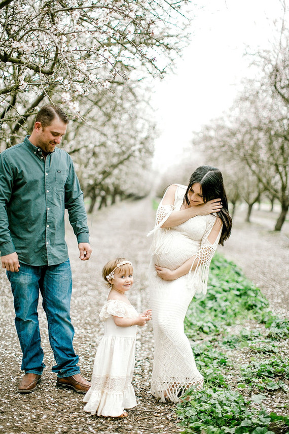 Almond orchard maternity photos in the central valley of California