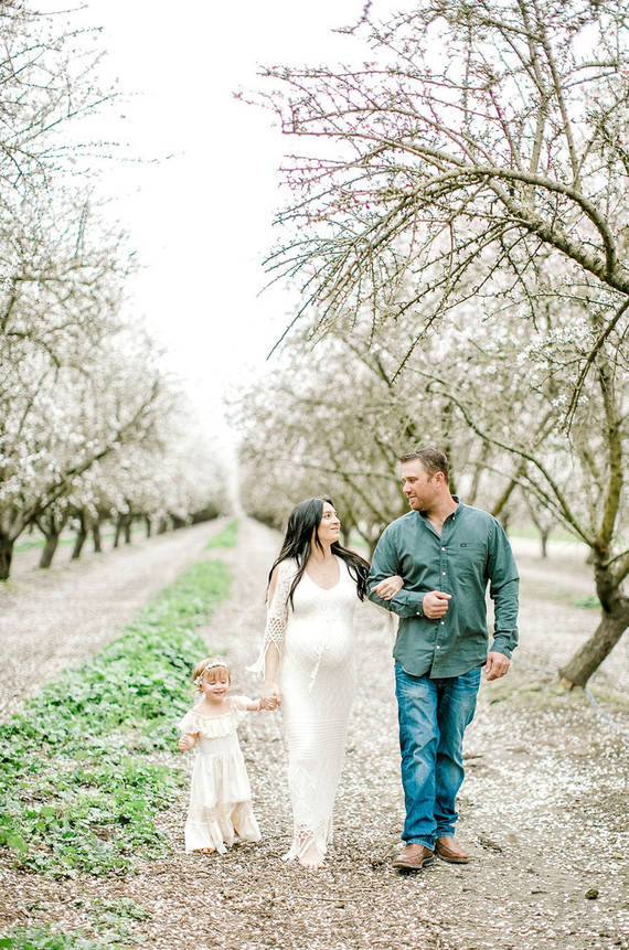 Almond orchard maternity photos in the central valley of California