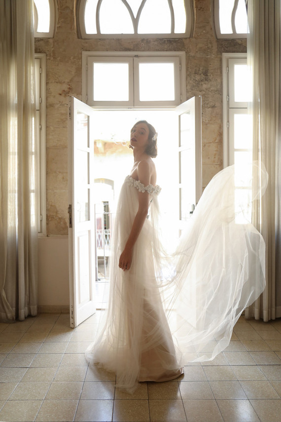 Elegant wedding dress