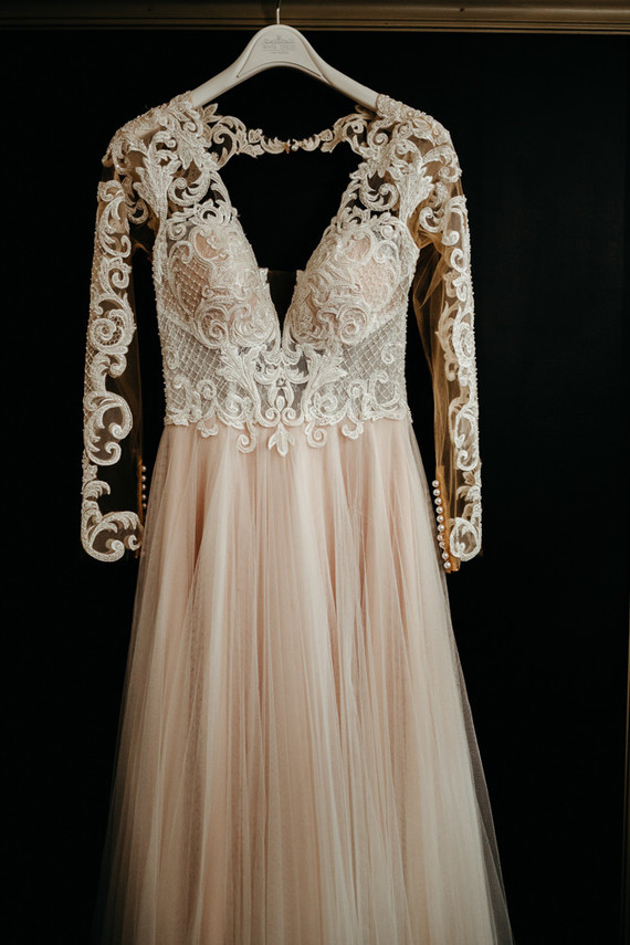 Moody winter Degas-inspired wedding design