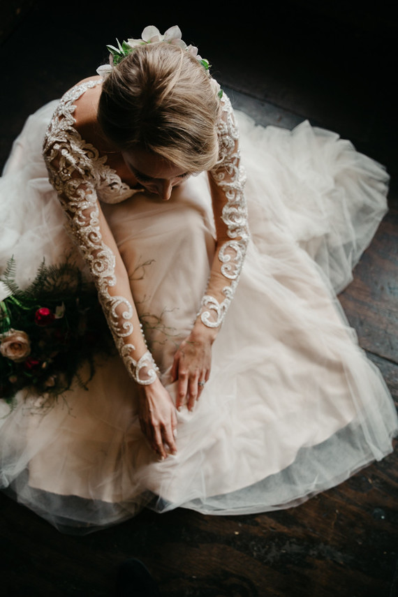 Moody winter Degas-inspired wedding design