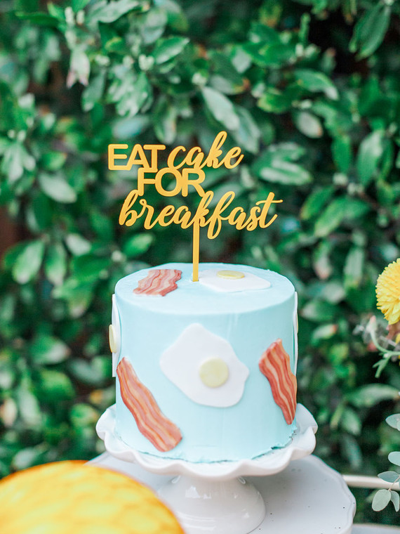 bacon and eggs themed cake