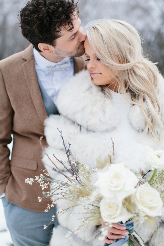 artful winter wedding cake