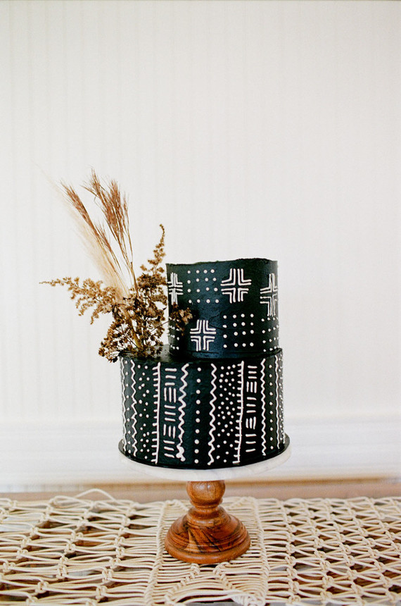 Mudcloth cake