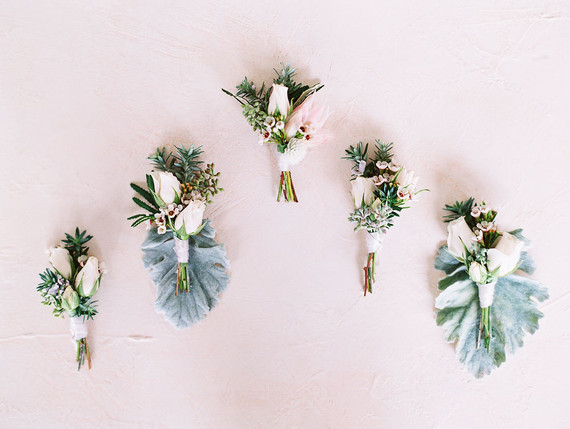 Romantic mauve Maui wedding with the most magical reception setting at Olowalu Plantation House