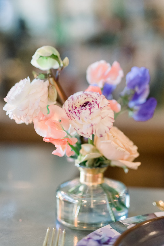 How to elope in Paris in the spring, at the most beautiful Art Nouveau cafe