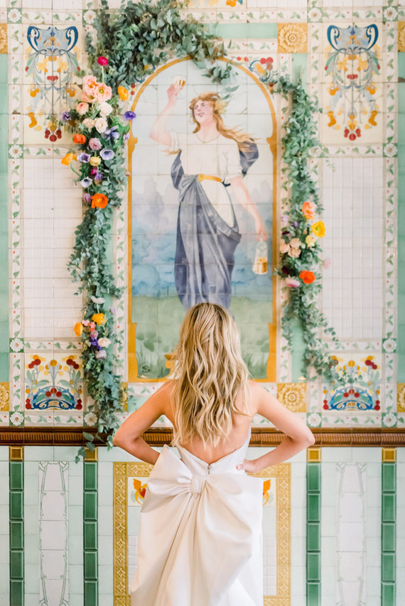 How to elope in Paris in the spring, at the most beautiful Art Nouveau cafe