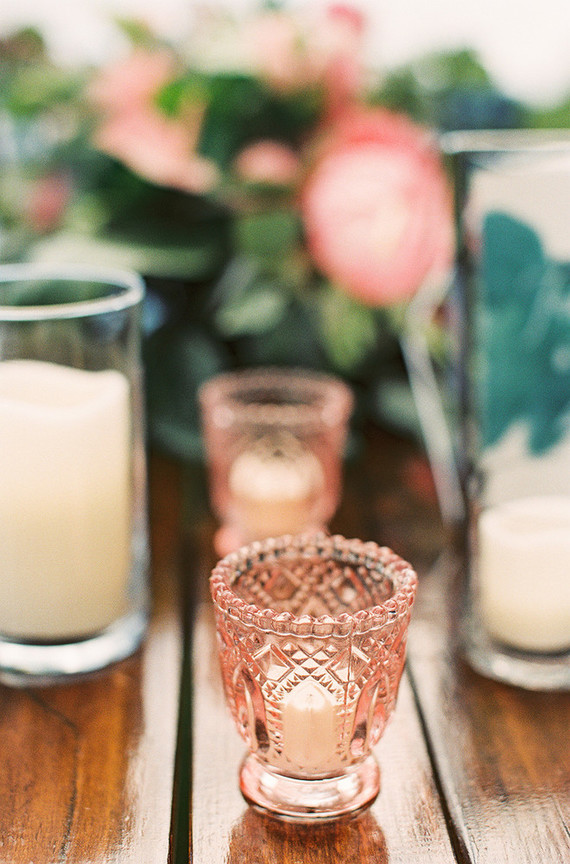 Tropical wedding in Maui at the Olowalu Plantation House