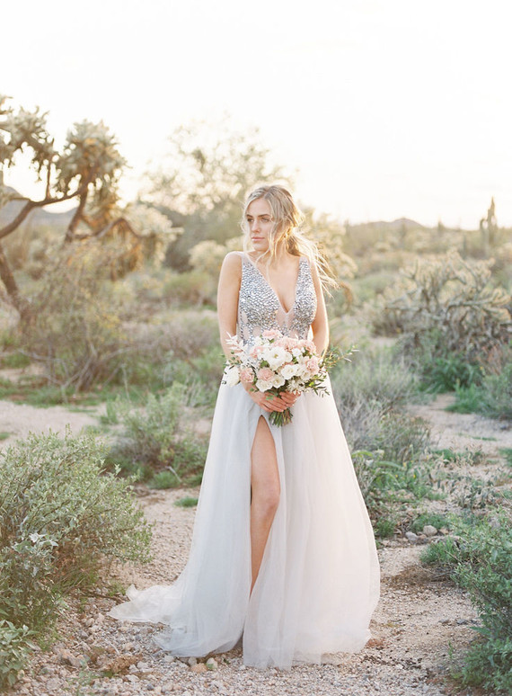 Desert chich bridal fashion ideas in Arizona