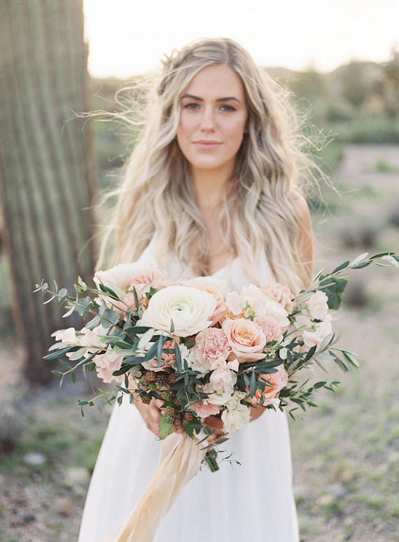 Desert chich bridal fashion ideas in Arizona