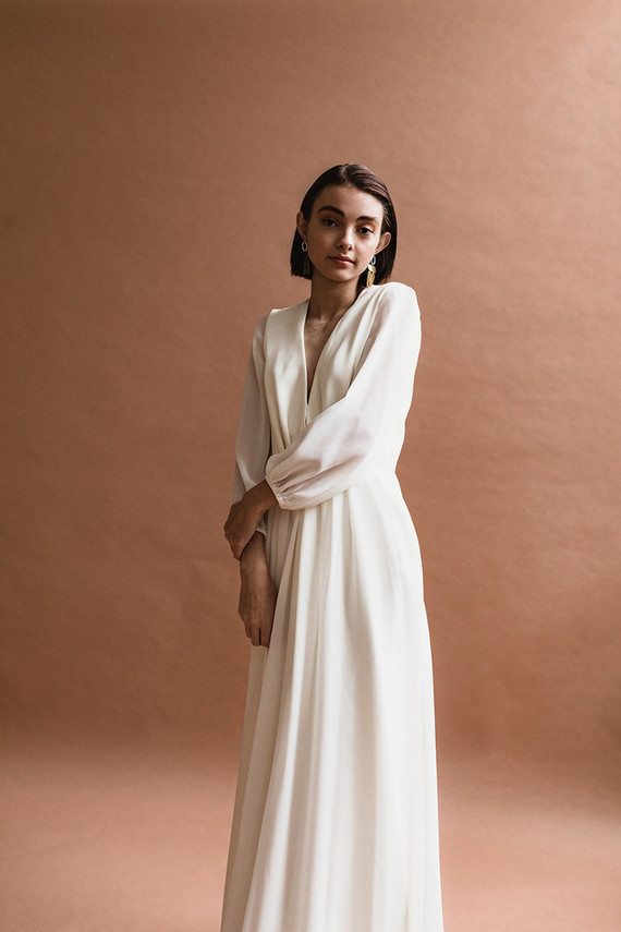 Modern mauve and yellow wedding palette and bridal inspo