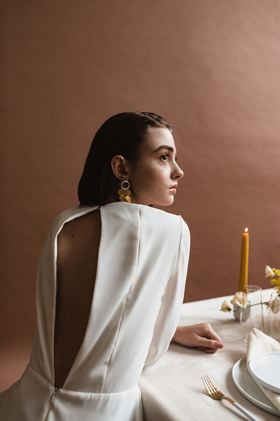 Modern mauve and yellow wedding palette and bridal inspo