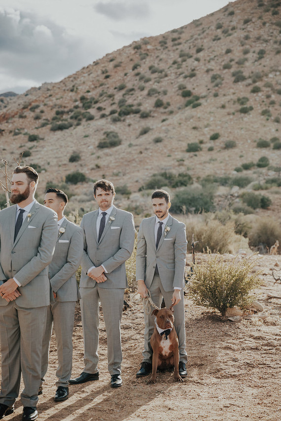 Folksy Joshua Tree wedding with the ultimate desert color palette