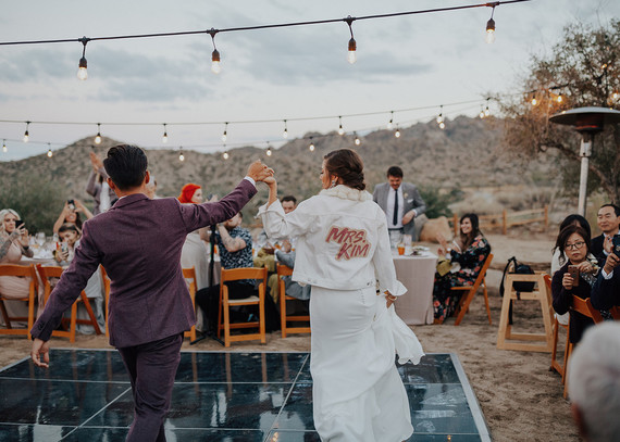 Folksy Joshua Tree wedding with the ultimate desert color palette