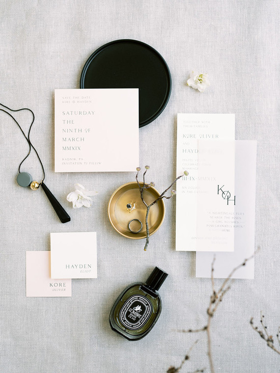 Black and white wedding ideas inspired by Greek Mythology