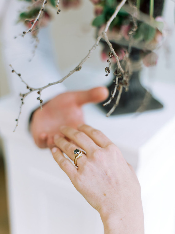 Black and white wedding ideas inspired by Greek Mythology Inspiration