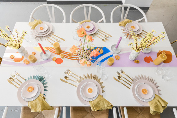 Modern spring tablescape ideas plus 3 spring cocktails