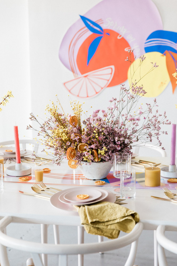 Modern spring tablescape ideas plus 3 spring cocktails