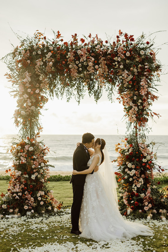 Tropical fall wedding in Thailand with rust and peachy accents