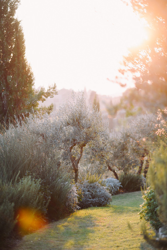 Romantic destination wedding at a pink Tuscan villa