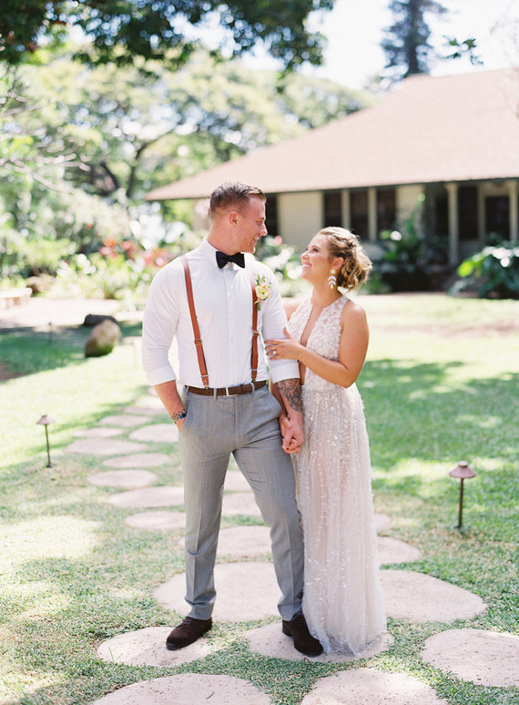 Romantic Hawaii wedding with an insanely cool dress, inspired by a Maui sunset