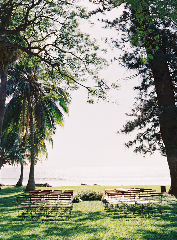 Romantic Hawaii wedding with an insanely cool dress, inspired by a Maui sunset