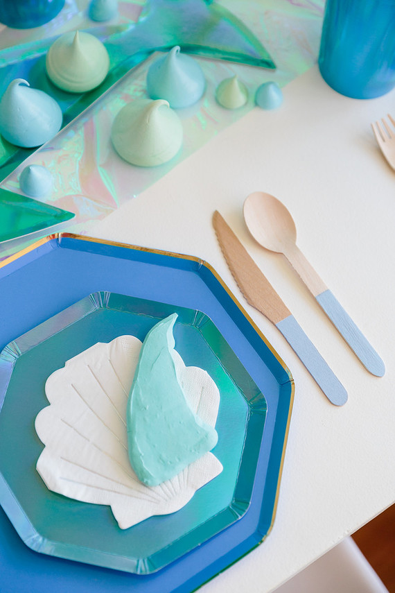 shark fin sugar cookies