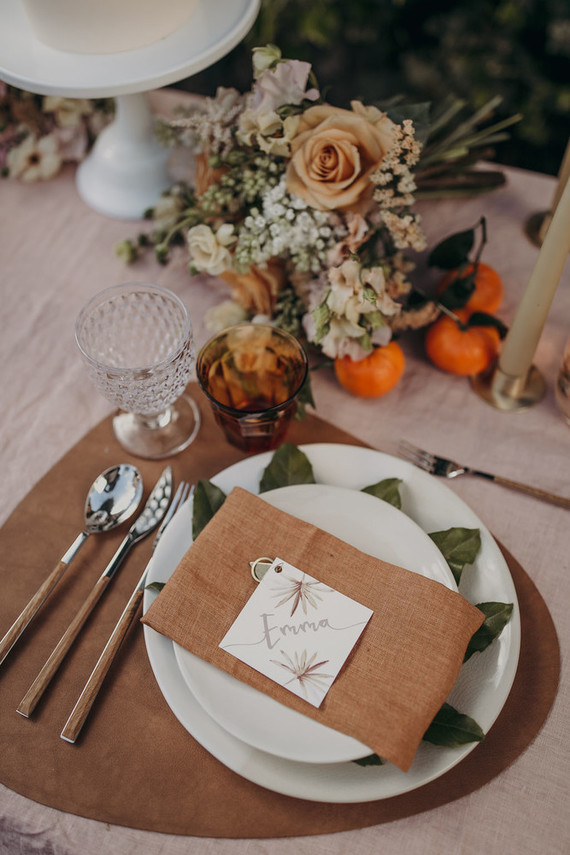 √How to elope in the English countryside