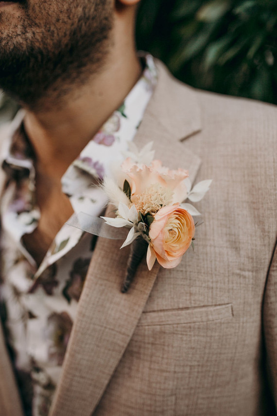 Groom's fashion
