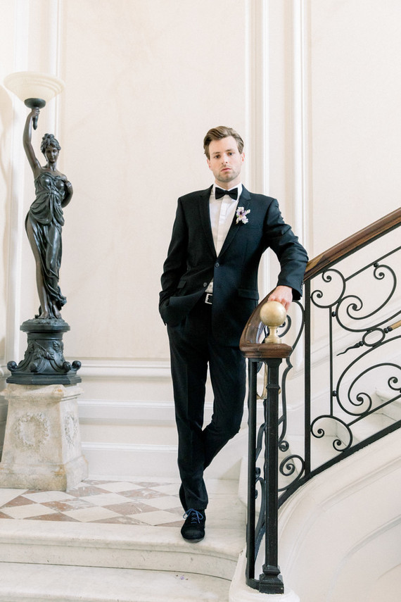 How to plan a Paris destination wedding at a French chateau