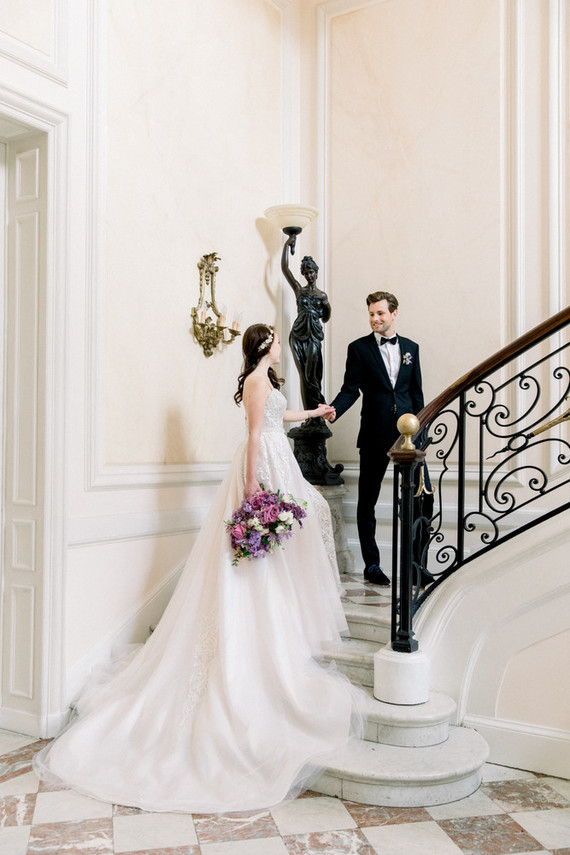 How to plan a Paris destination wedding at a French chateau