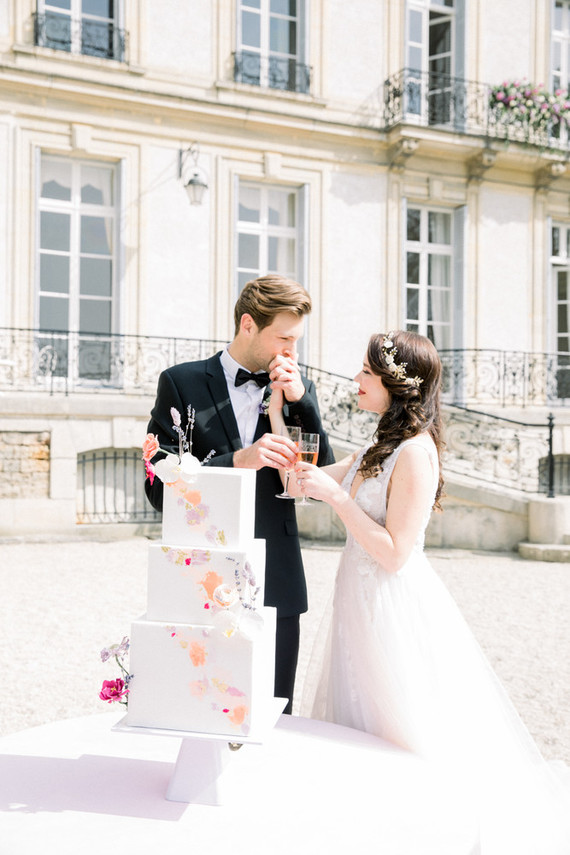 Spring wedding cake