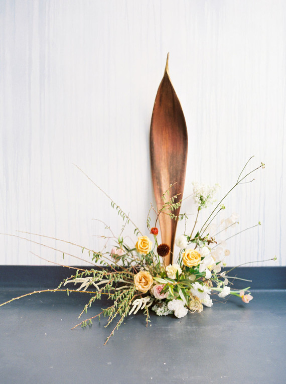 Modern wedding flowers