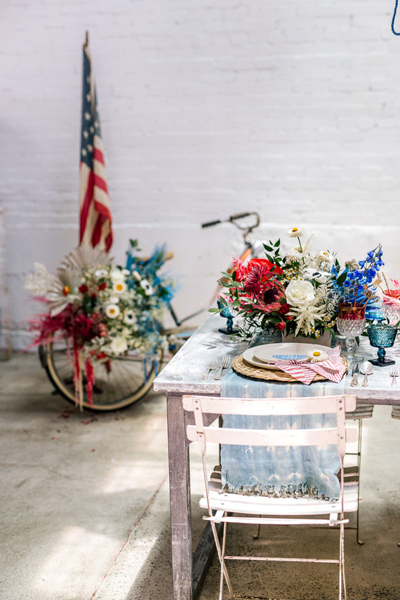 Red, white, and blue 4th of July party ideas with a boho, floral twist