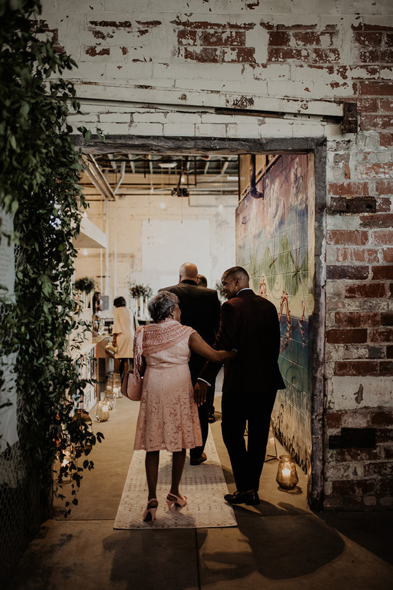 industrial modern wedding at the Museum of Contemporary Art Detroit