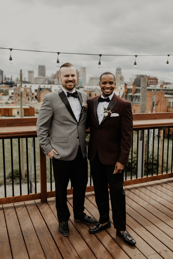 industrial modern wedding at the Museum of Contemporary Art Detroit