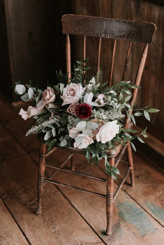 Summer bridal bouquet idea