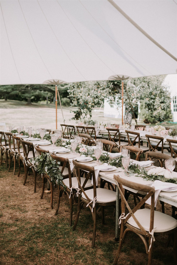 Green and white tablescape