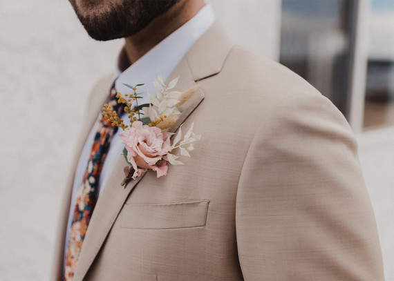 Groom's fashion