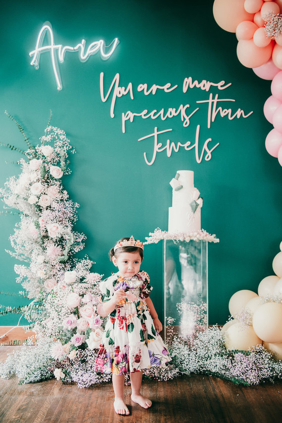 Balloon installation for kids birthday