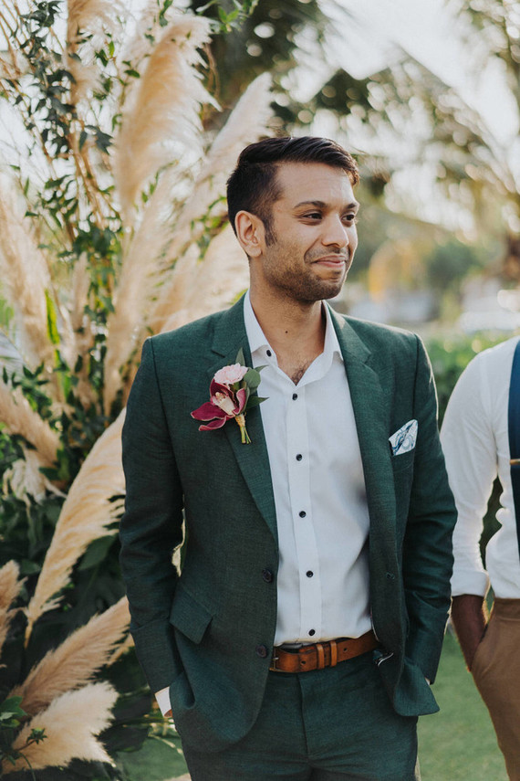 Tropical groom's fashion