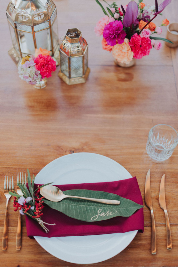 Tropical place setting