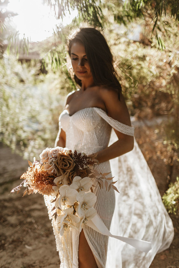 Earth tone wedding bouquet
